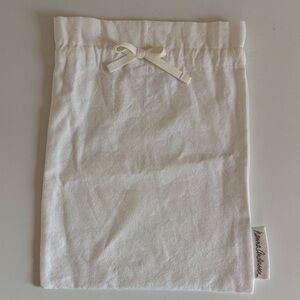 Hanna Andersson White Tag with Gray Script 11x15